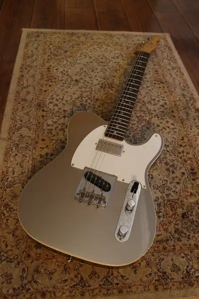 Squier Classic Vibe FSR Telecaster Gold Bronze L&M Exclusive, View more