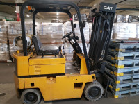 CAT T40D Forklift