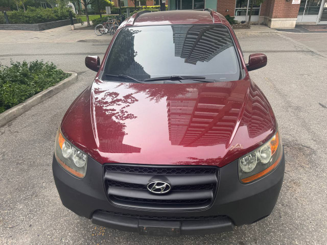 Hyundai Santa Fe GLS in Cars & Trucks in City of Toronto - Image 2