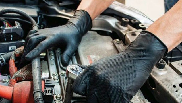 8 Mil Black Nitrile Mechanic's Gloves - Free Delivery in Other Business & Industrial in Mississauga / Peel Region - Image 3
