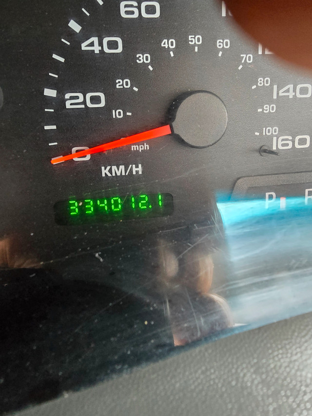 2004 Ford F-350 6.0L diesel 4x4 longbox in Cars & Trucks in Red Deer - Image 2