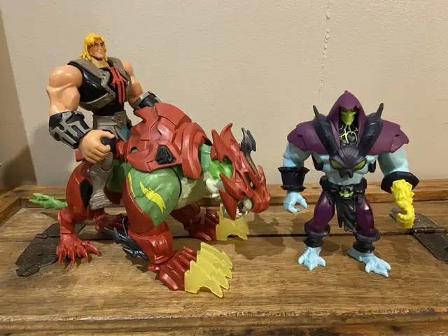 Masters of the Universe He-Man, Battle Cat, Skeletor in Toys & Games in Oshawa / Durham Region - Image 2