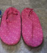 Girls  Water Shoes Size 3/4