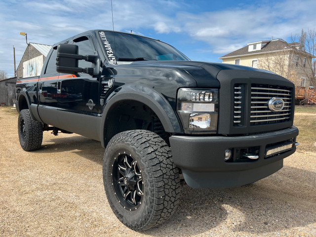 2008 Ford F-350 Harley-Davidson in Cars & Trucks in Edmonton - Image 2
