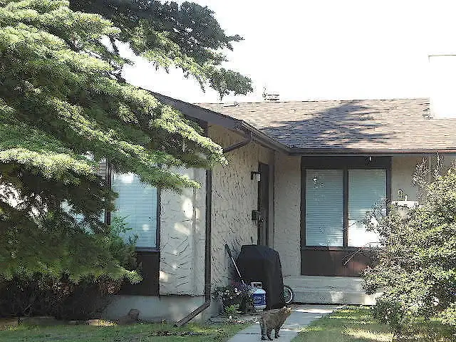 3 Bedrooms Main Floor