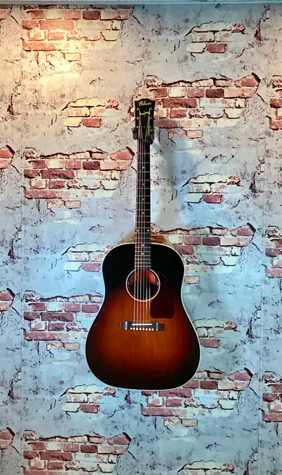 Gibson Custom Shop Ltd J-45 2015 Banner Mahogany, View more