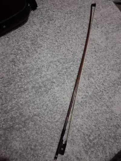 violin bow.       archet violon, View more