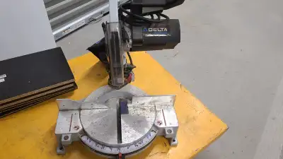 Delta Single Bevel Compound Circular Saw, View more