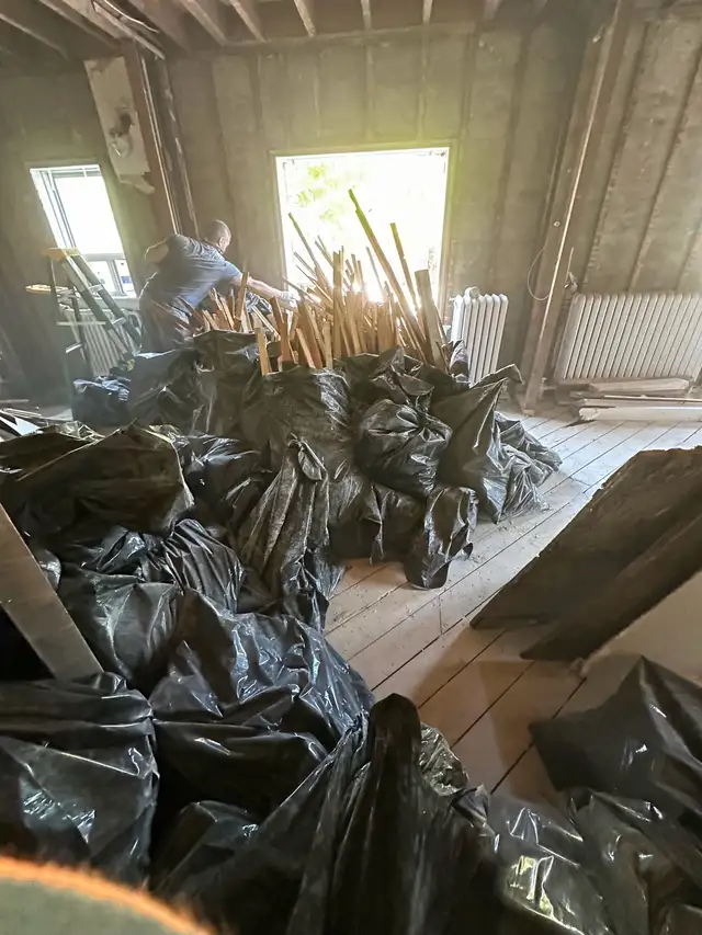  Junk Removal 470947087327569923