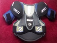 Epaulettes hockey Jr CCM SUPRA 252 Shoulder pads