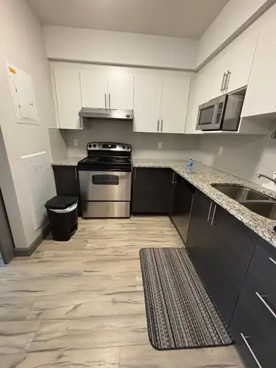 1 year lease 1-May 2026 to 30-Apr-2027 ** STUDENTS ONLY ** - 2 furnished rooms available (for studen...