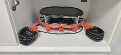 four à raclette moulinex  surface autoadhesive avec 8 rameq, View more