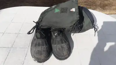 Below Zero Winter Work Boots Sz10 Rarely Worn  $10, View more