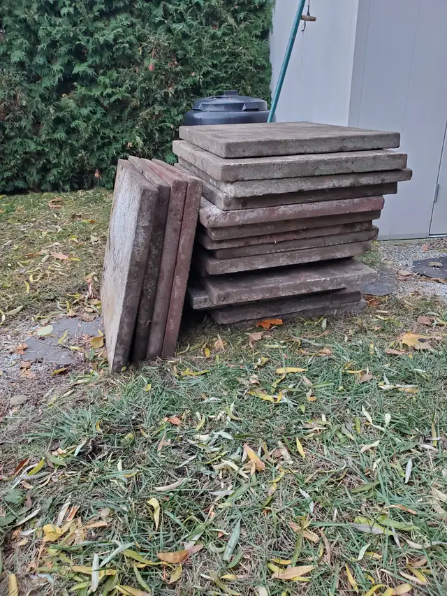 Pavers 24 x 30 in Other in City of Toronto - Image 2