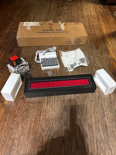 I'm offering an Alpha 210A Programmable Message Display, which is in used condition. This vintage LE...
