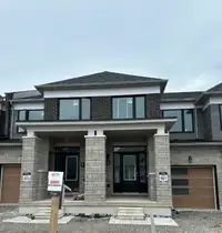 Townhouses available for rent on Mapleview road, Barrie.