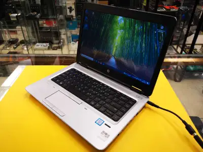 Laptop portable HP, View more