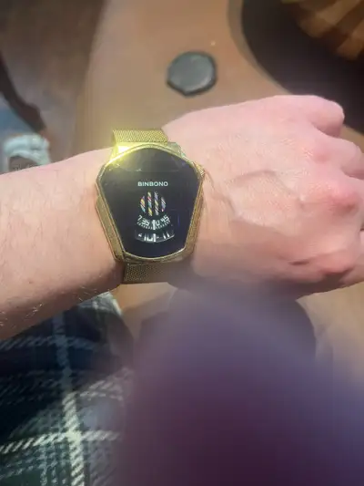 Trés jolie montre homme, View more