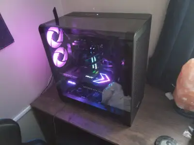 Work/Gaming pc - RTX 5080 - Ryzen 9950X3D - 64GB Ram - 4TB, View more