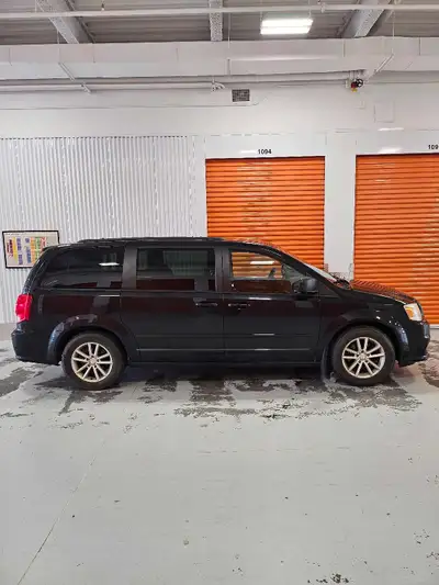 2013 Dodge Grand Caravan 7 Seater Private Sale 209,000 KM Inspected Until May 2027 ✅️3.6L 6-Cyl ✅2 K...