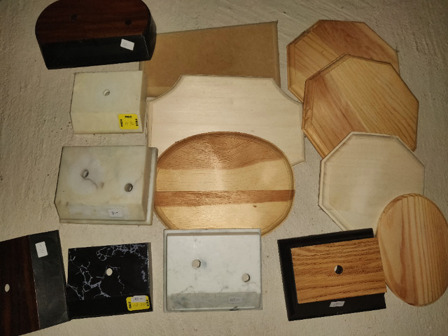 Wood Plaque and Trophy Bases 14-pc Assortment in Hobbies & Crafts in Mississauga / Peel Region