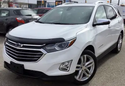 very low km, one owner, top of the line, leather, pano roof, NAVI, apple carplay / android auto, awd...