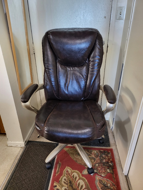 Serta Leather Large Executive Office Chair Chairs & Recliners