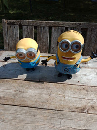 2 Dispicble Me Minions, 7"H & 9"H, Has Sound Effects, Movement