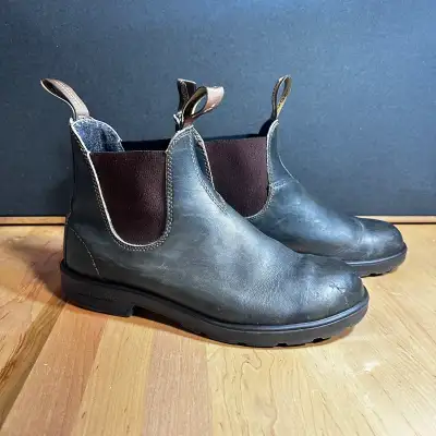 Blundstone Boots Men’s Size 9.5 US or Women’s US Size 12, View more
