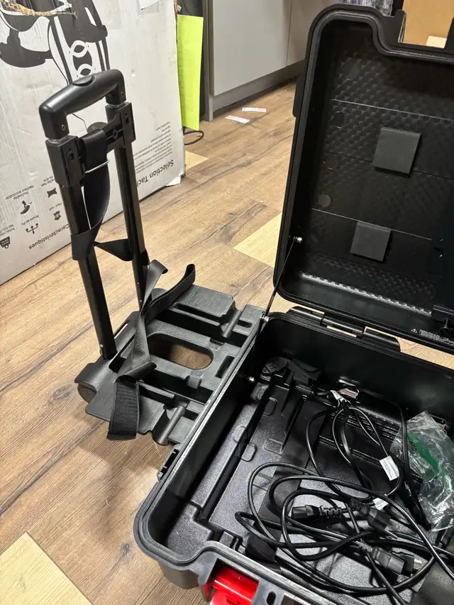 Armorr GAMERSBOX Portable Gaming Monitor( monitor is not include in Other in Cambridge - Image 3