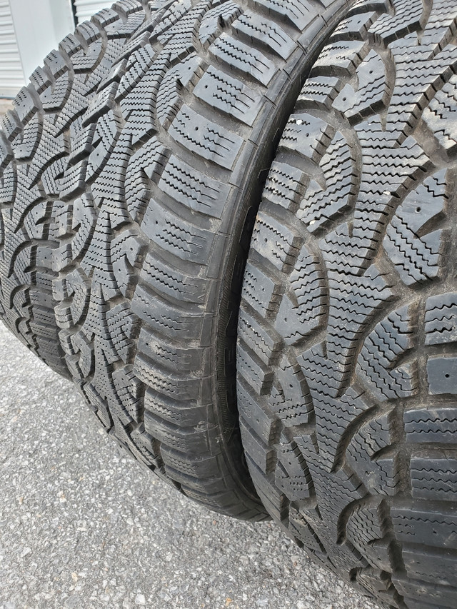 205 65 R15 / 205 55 R15 used tires (pickup Barrhaven) Tires & Rims
