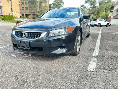2009 accord manual transmission 2.4 engine coup. Almost new all season tires. Clean in and out. Leat...