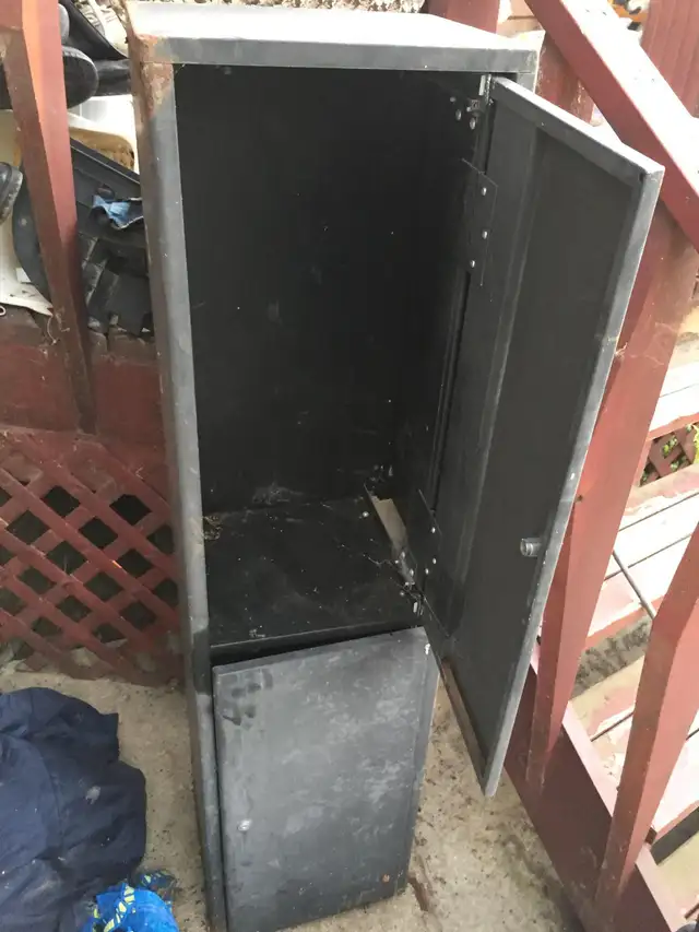 L Metal Storage Cabinet in Storage & Organization in St. Albert - Image 3