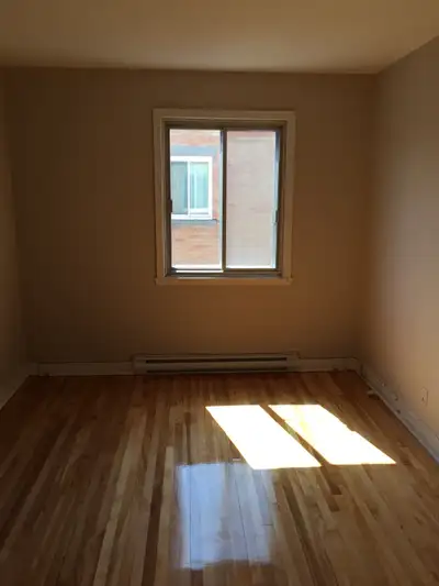 4-1/2 secteur Viau/Bélanger