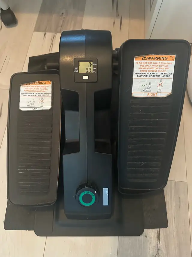 Cubii like new with mat  in Health & Special Needs in Bedford - Image 2