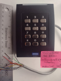 HID iCLASS SE RK40 Lecteur de carte à puce avec clavier - câblé