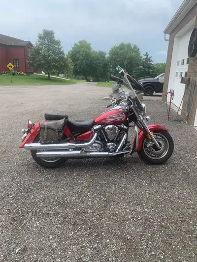 2014 Yamaha 1700 roadstar good condition