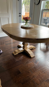 Dinning Table /with Leaf 