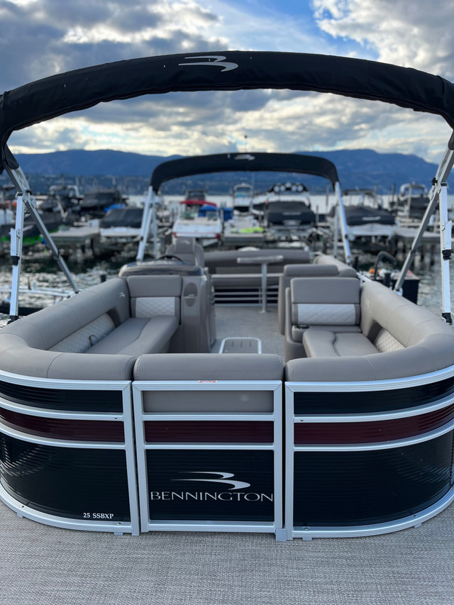 2018 Bennington 25SSBX Pontoon Boat Powerboats & Motorboats Kelowna