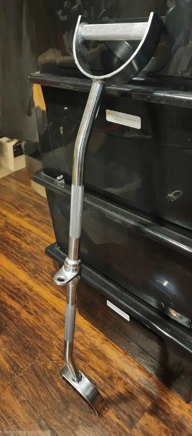 Chrome lat pull down bar with handles