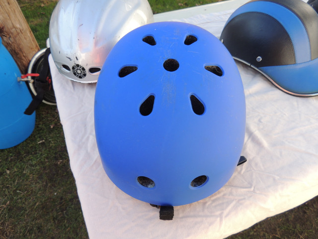 casque velos et motos dans Autre  à Laval/Rive Nord - Image 3