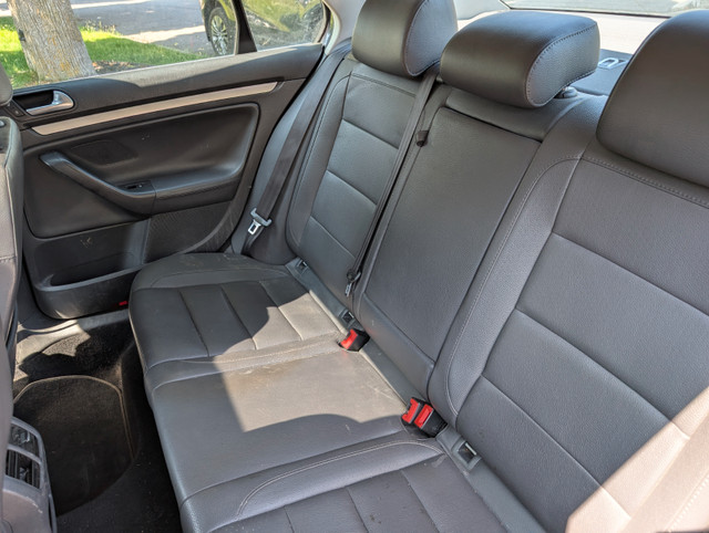 2008 Jetta SEL - 2.5L - 210,000km in Cars & Trucks in City of Toronto - Image 4