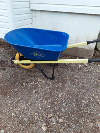 Second hand wheelbarrow in great condition, Erie