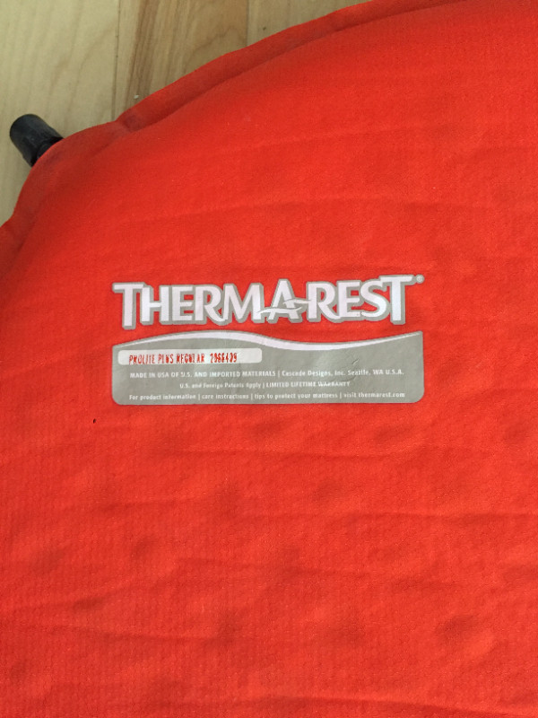 Thermarest  Self-Inflating Camping Sleeping Pad in Fishing, Camping & Outdoors in Saint John - Image 4