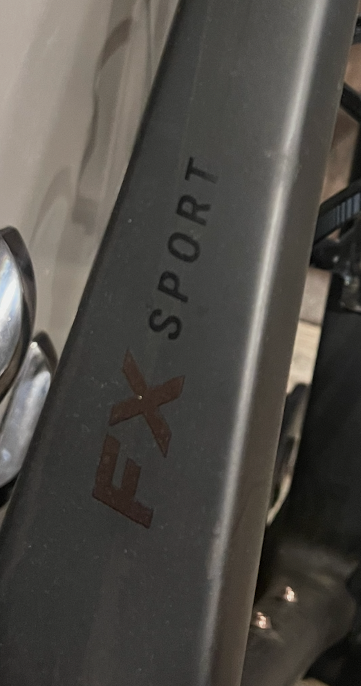 2023 Trek FX6 Sport Carbon Fibre HUGE DEAL! in Other in Thunder Bay - Image 10