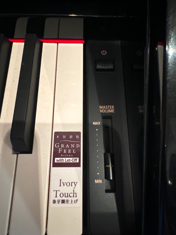 Quality Pre-owned Digital Piano KAWAI CS7 in Pianos & Keyboards in Burnaby/New Westminster - Image 3