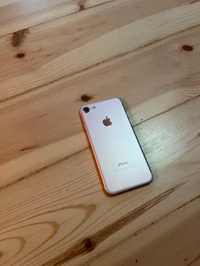 iPhone 7 32GB, View more
