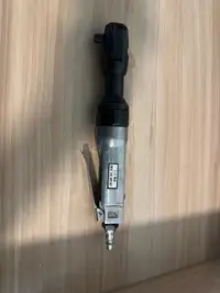 3/8 in DRIVE AIR RATCHET