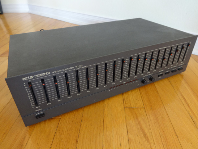 Vector Research VQ-100 Ten Band Graphic Equalizer for sale in Pro Audio & Recording Equipment in Markham / York Region