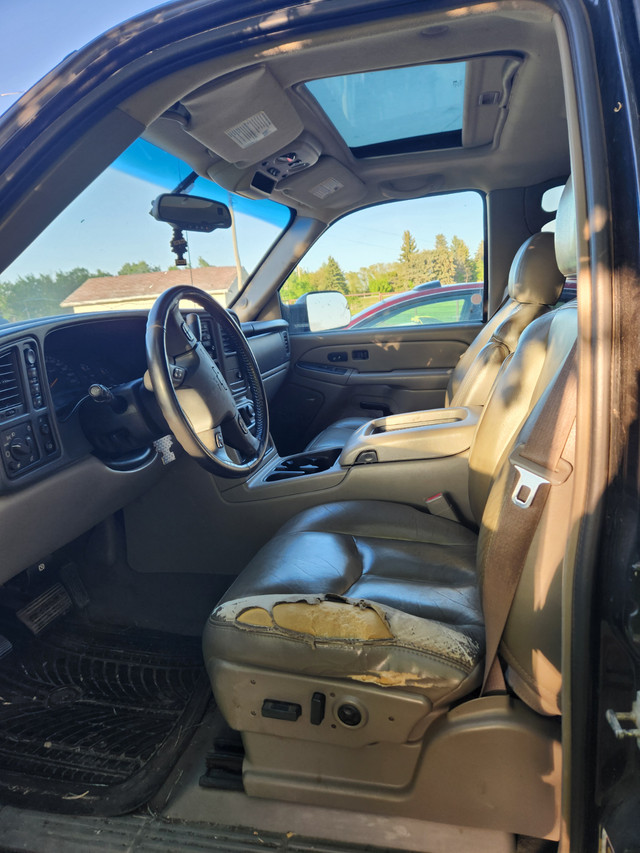 Chevy avalanche in Cars & Trucks in Strathcona County - Image 3